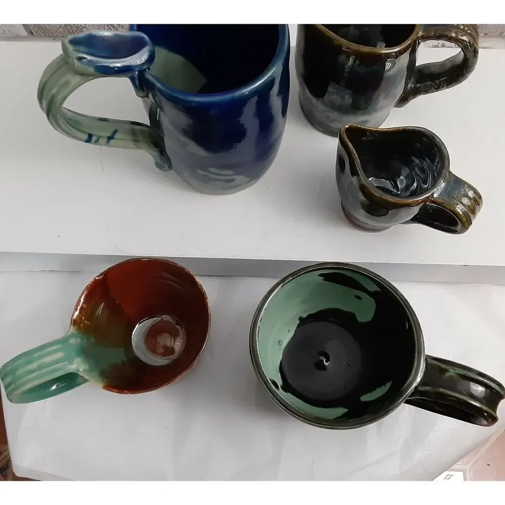 Collectors Pottery Signed Group of 5 NOTE